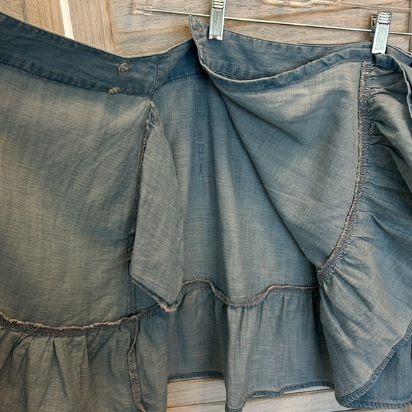 NWOT GAP Mini Wrap Skirt w/Pockets, Medium Indigo, Tencel & Cotton, size XS. - Picture 7 of 13